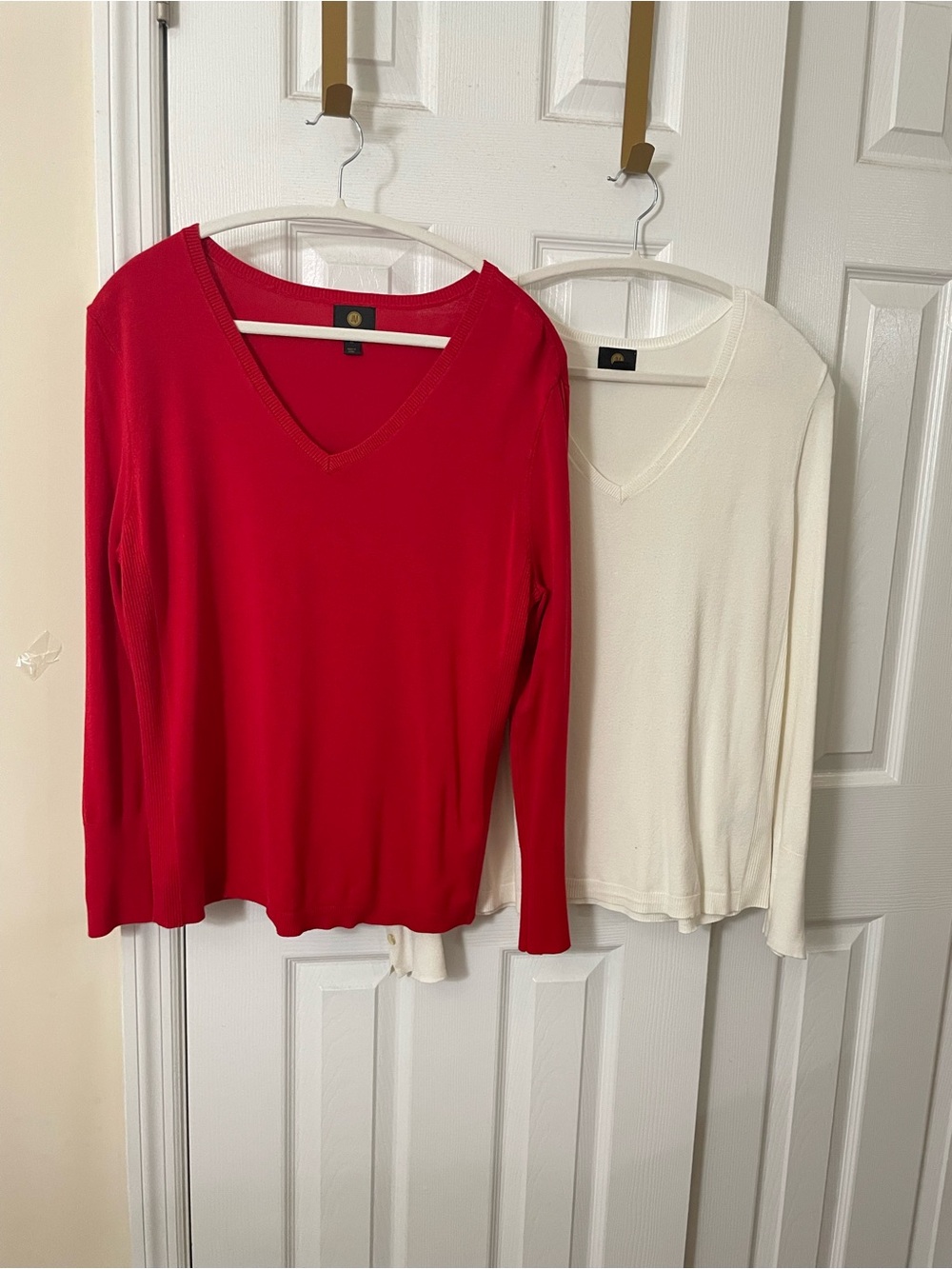 JM Collection Women’s Petite V-neck Sweaters - Bundle 2 x 15